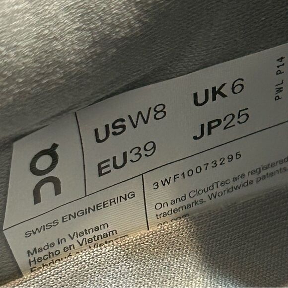 ON CLOUDZONE Alloy Rock running athletic training lace up shoes sneakers sz8 new - Picture 7 of 7